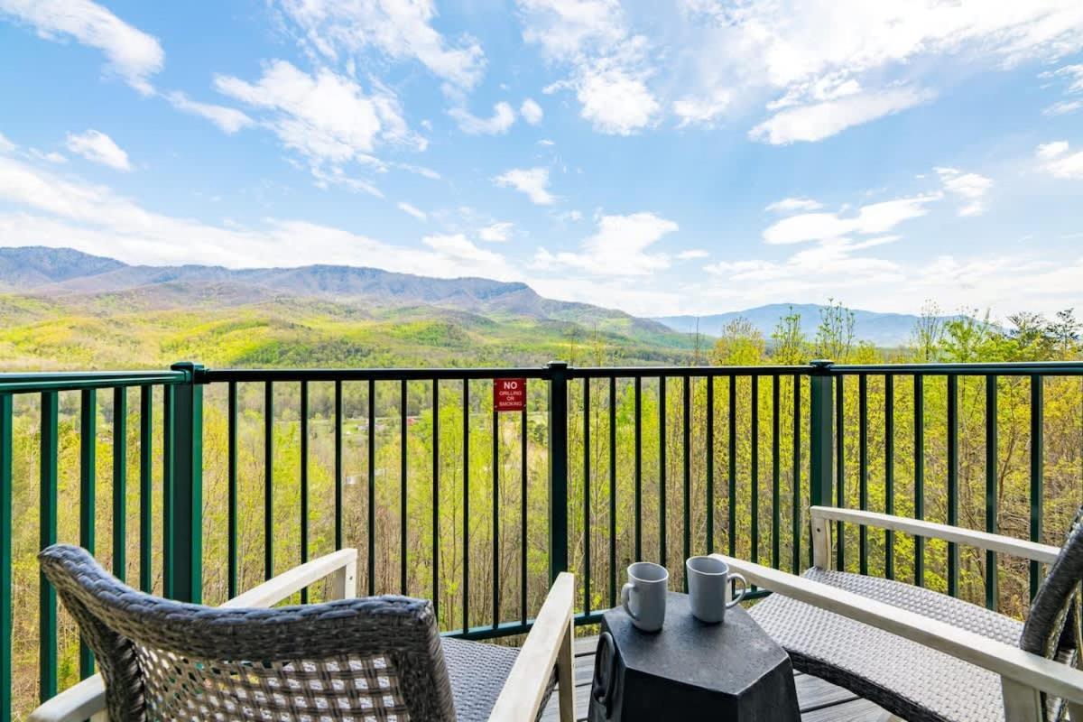 Modern Mountain Escape Villa Gatlinburg Buitenkant foto