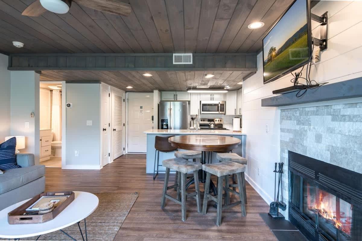 Modern Mountain Escape Villa Gatlinburg Buitenkant foto