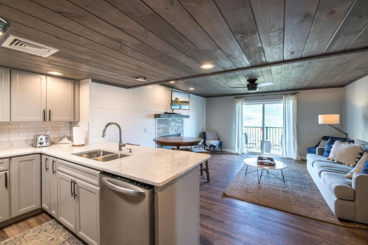 Modern Mountain Escape Villa Gatlinburg Buitenkant foto